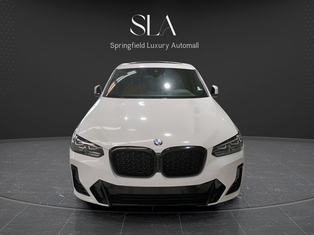 Used 2023 BMW X4 xDrive30i w/ Premium Essential Package AWD/4WD image 3