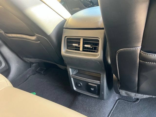 Used 2024 Ford Edge SEL w/ Convenience Package AWD/4WD image 27