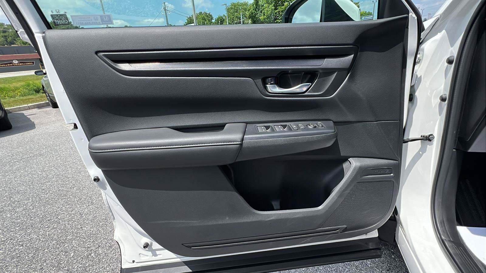 Used 2026 Honda CR-V LX image 20