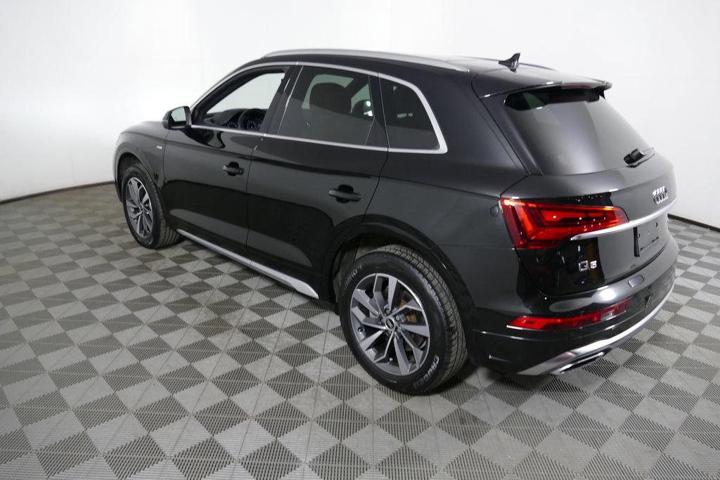 Used 2023 Audi Q5 2.0T Premium Plus w/ Premium Plus Package AWD/4WD image 30