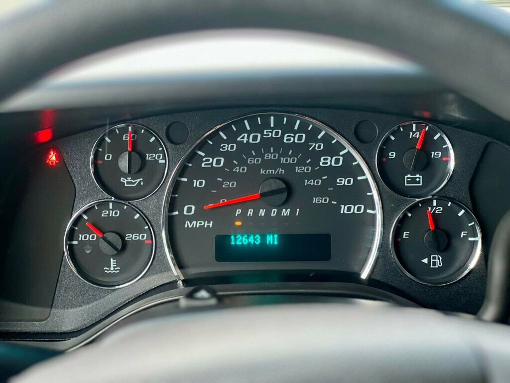 Used 2024 GMC Savana 2500 RWD 2500 135 w/ Driver Convenience Package image 16