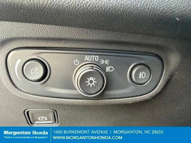 Used 2024 GMC Terrain SLT AWD/4WD image 14