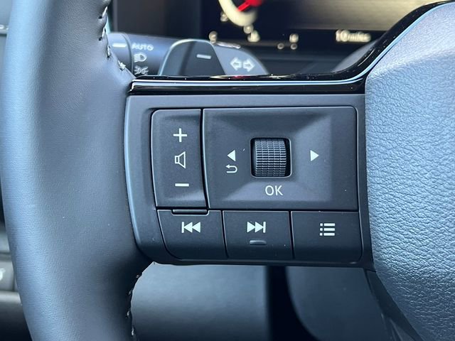 New 2026 Nissan Pathfinder SL image 20