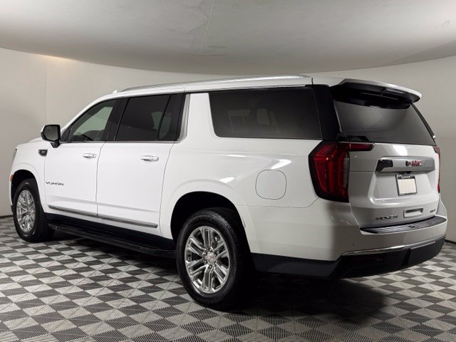 Used 2023 GMC Yukon XL SLT RWD image 6