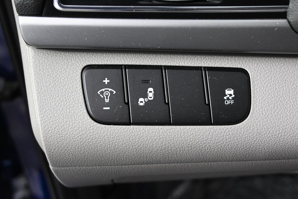 Used 2018 Hyundai Elantra Value Edition FWD image 23