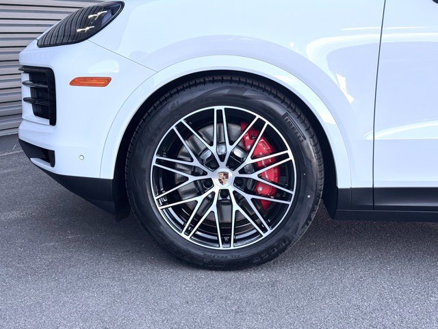 New 2026 Porsche Cayenne S AWD/4WD image 11