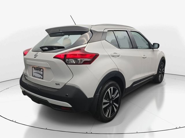 Used 2020 Nissan Kicks SR FWD image 10