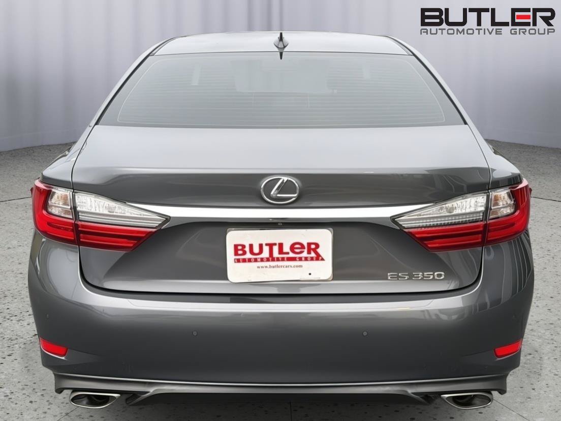 Used 2018 Lexus ES 350 w/ Luxury Package w/Wood Trim FWD image 5