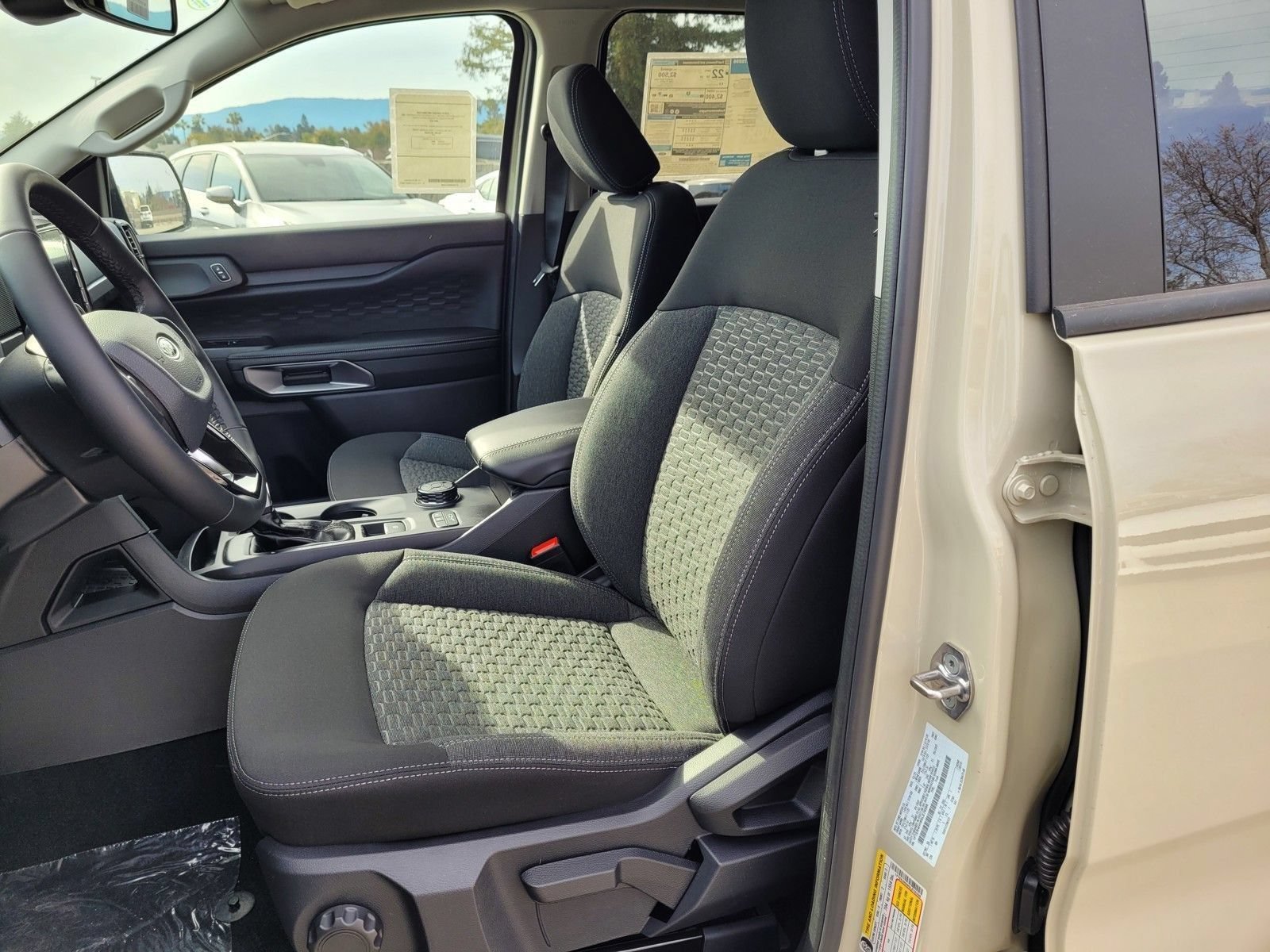 New 2025 Ford Ranger XLT w/ FX4 Off-Road Package AWD/4WD image 8