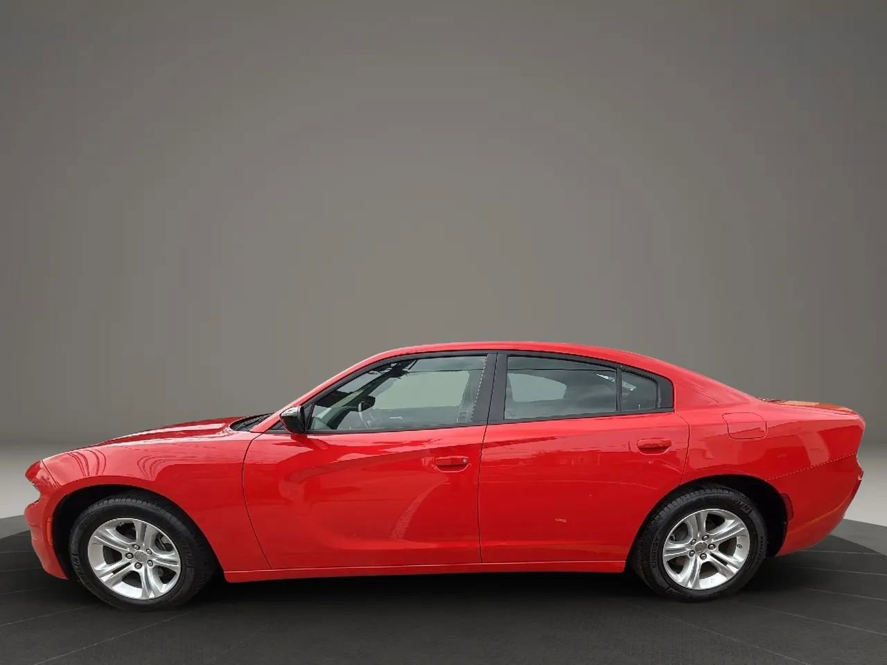 Used 2023 Dodge Charger SXT RWD image 8
