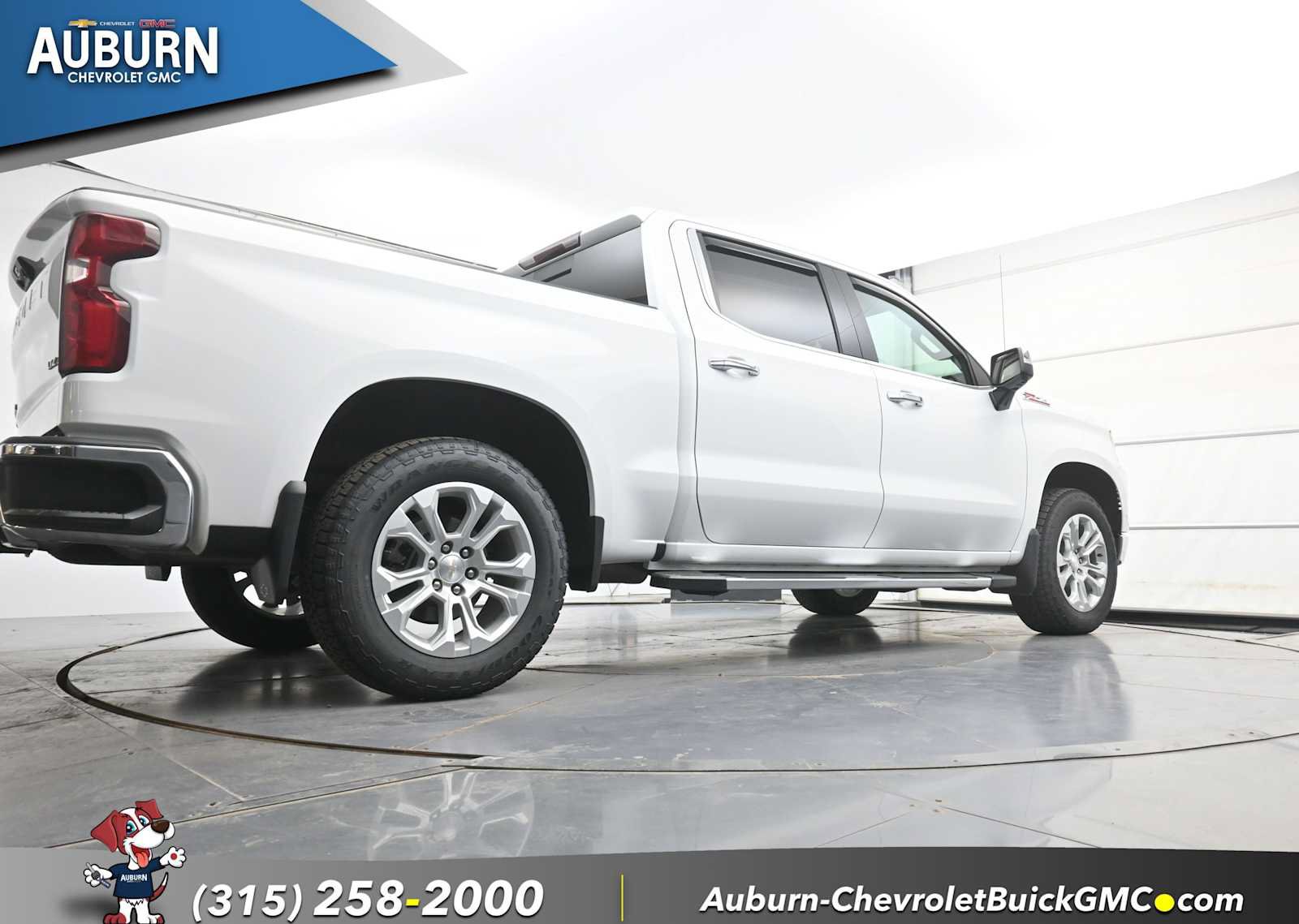 Used 2023 Chevrolet Silverado 1500 LTZ AWD/4WD image 25