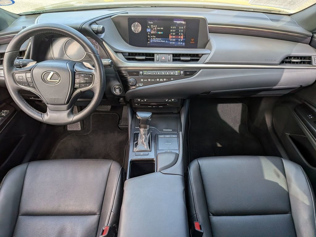 Used 2020 Lexus ES 350 w/ Premium Package image 10