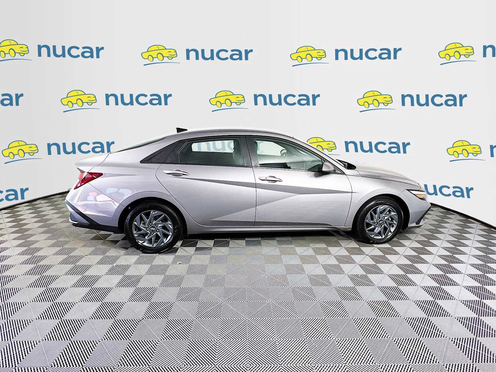 Used 2024 Hyundai Elantra SEL image 8