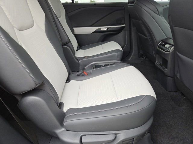 New 2025 Lexus TX 500h AWD image 6