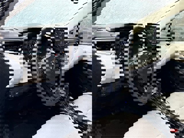 Used 2020 Toyota Corolla LE image 7