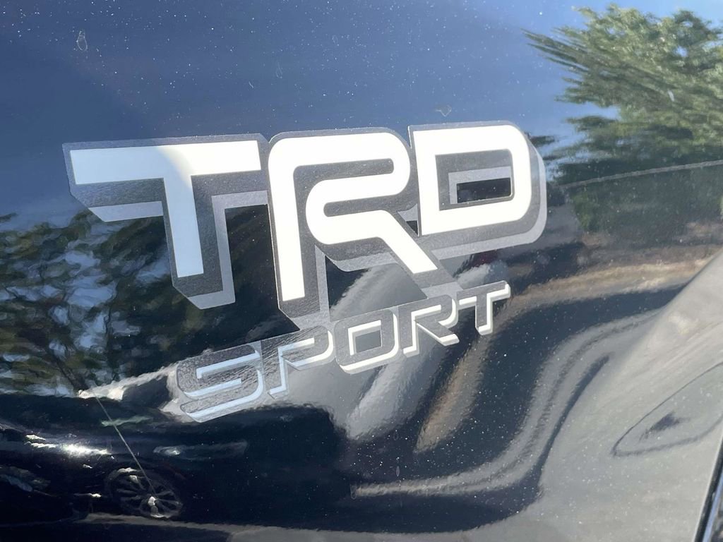 Used 2024 Toyota Tacoma TRD Sport AWD/4WD image 10