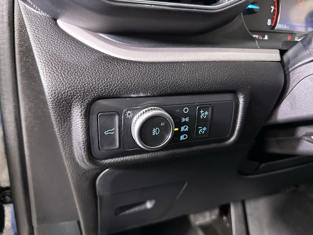 Used 2022 Ford Explorer XLT w/ Equipment Group 202A image 18