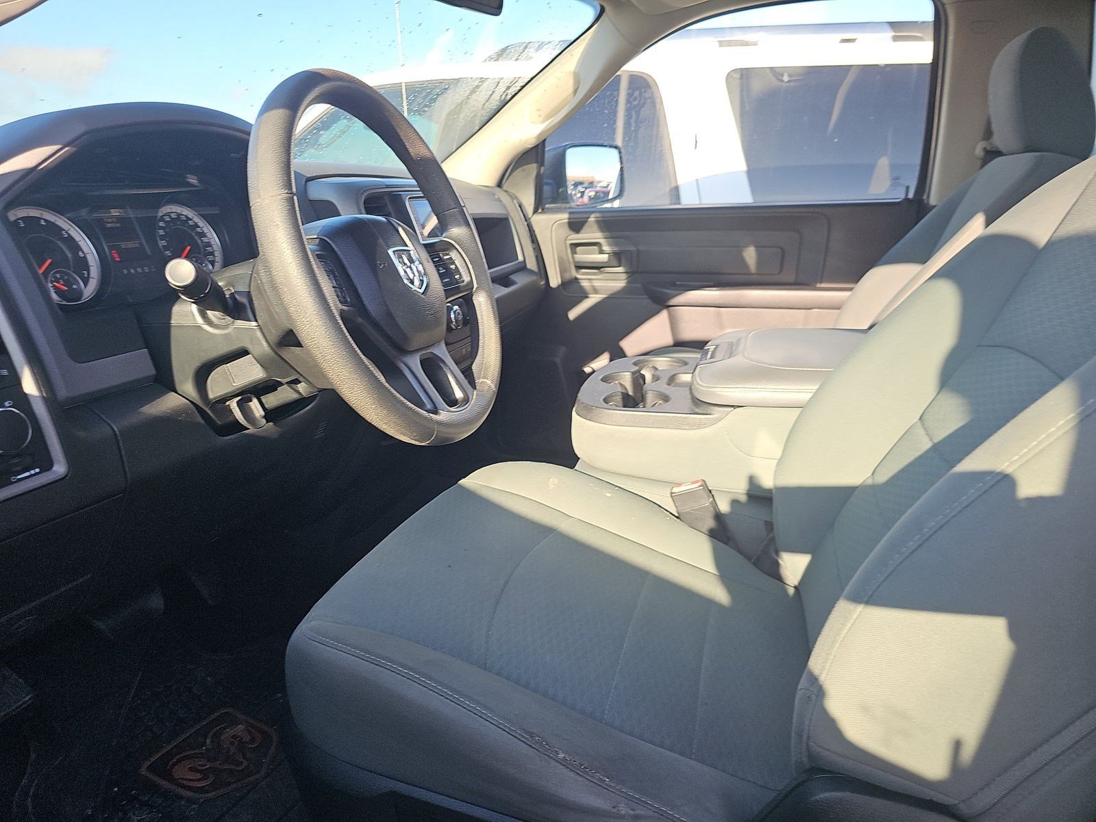 Used 2018 RAM 1500 Express RWD image 8