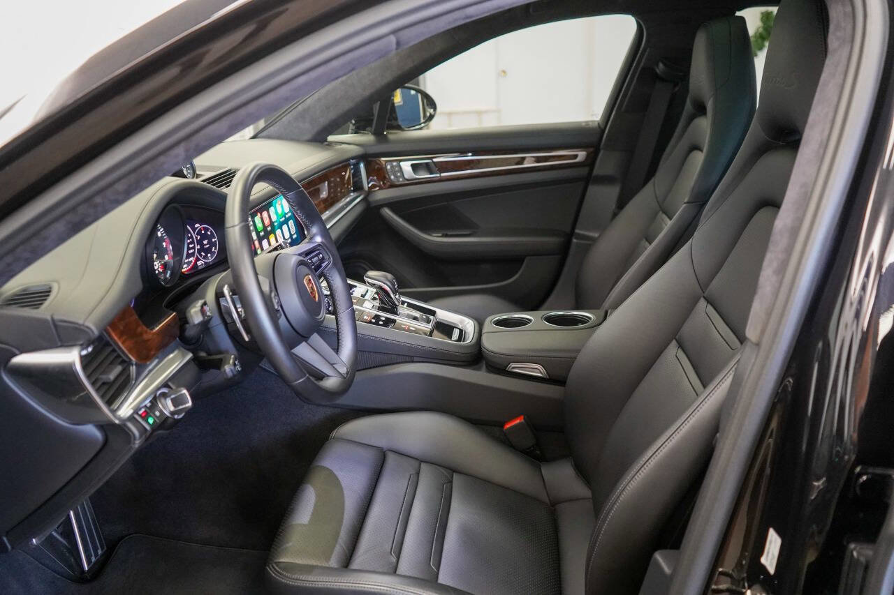 Used 2023 Porsche Panamera Turbo S image 50