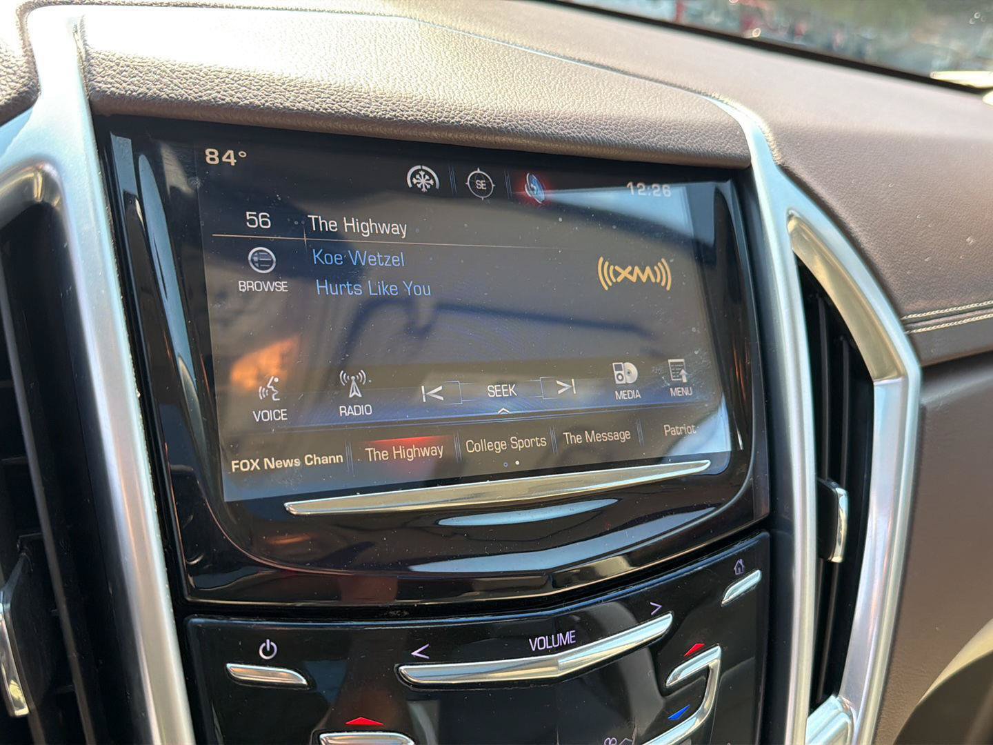Used 2016 Cadillac SRX Luxury w/ Driver Awareness Package FWD image 23