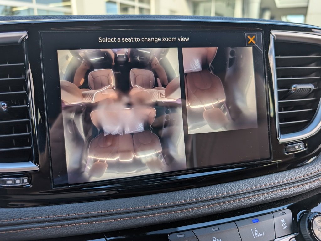 New 2026 Chrysler Pacifica Pinnacle image 30