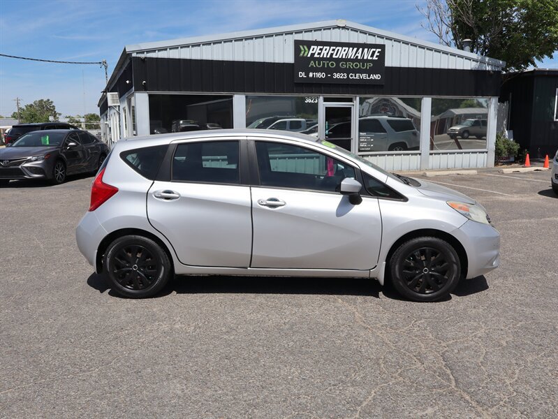 Used 2015 Nissan Versa Note S Plus FWD image 2