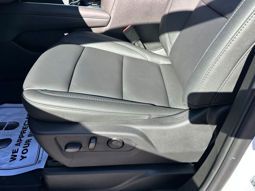 New 2026 Chevrolet Suburban LT w/ Comfort Package image 10