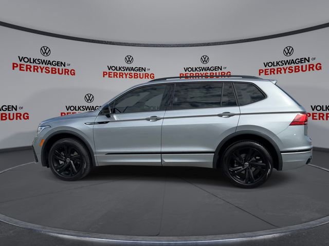 Certified 2023 Volkswagen Tiguan SE R-Line AWD/4WD image 5