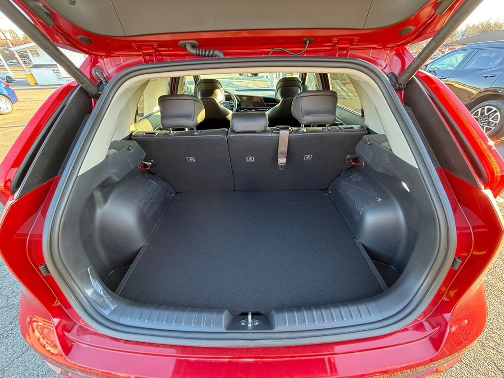 New 2025 Kia Niro SX Touring image 22