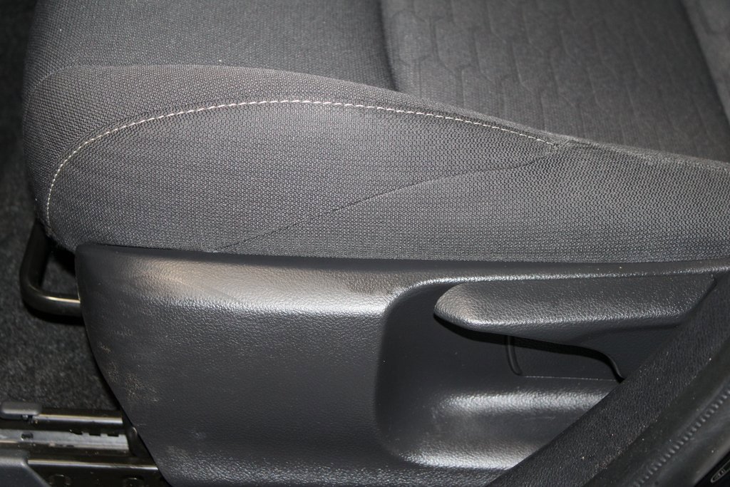 Used 2024 Toyota Corolla SE image 13