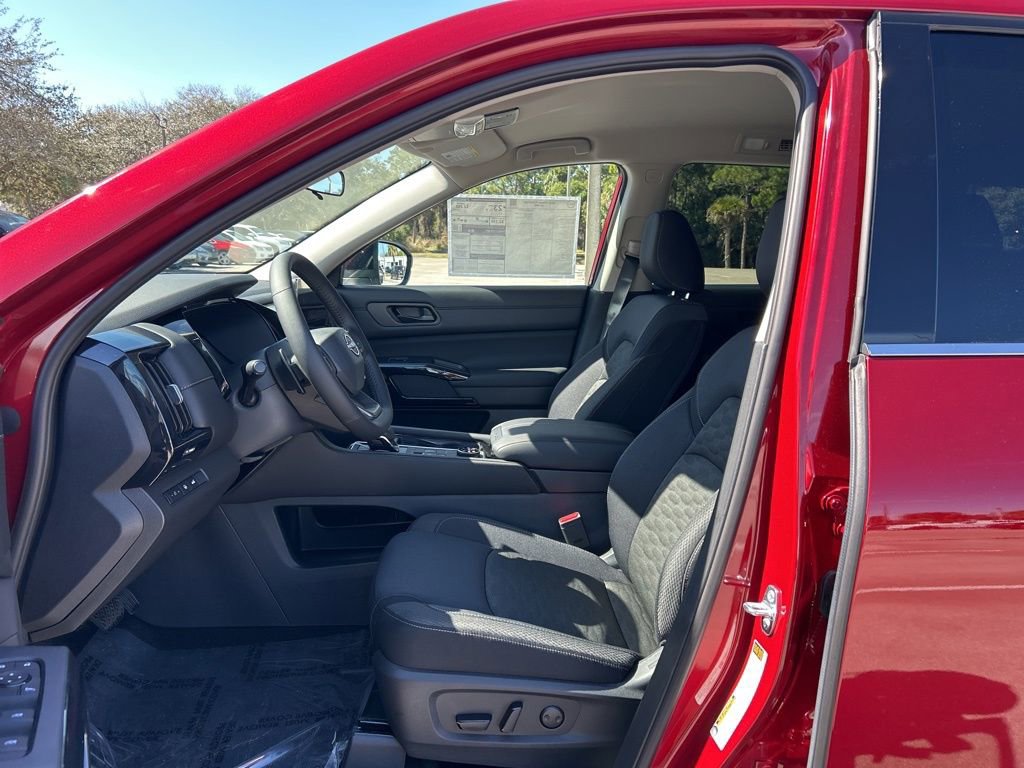 New 2026 Nissan Pathfinder SV image 16