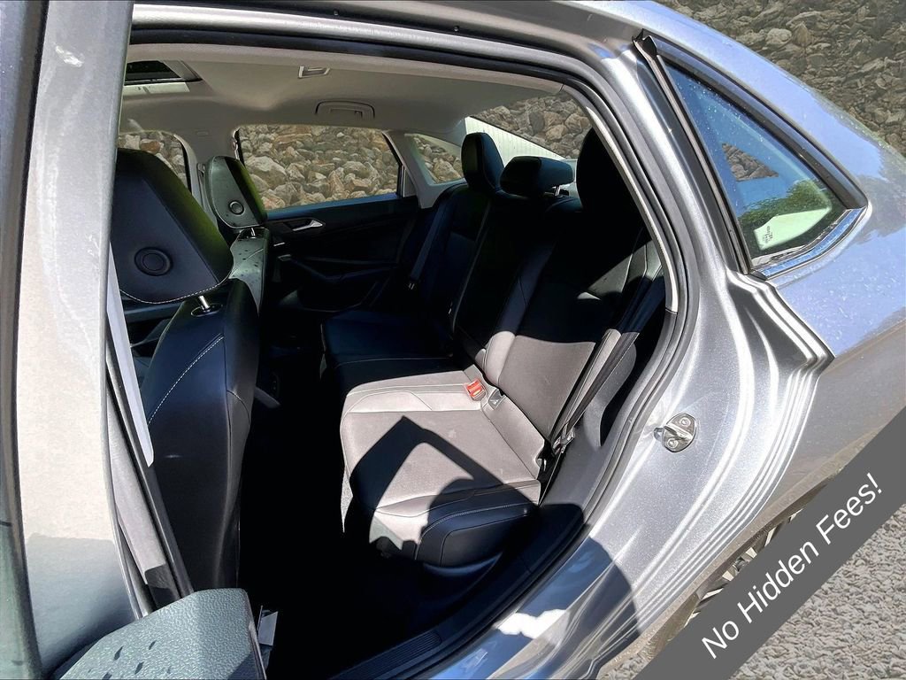 Used 2019 Volkswagen Jetta R-Line FWD image 23
