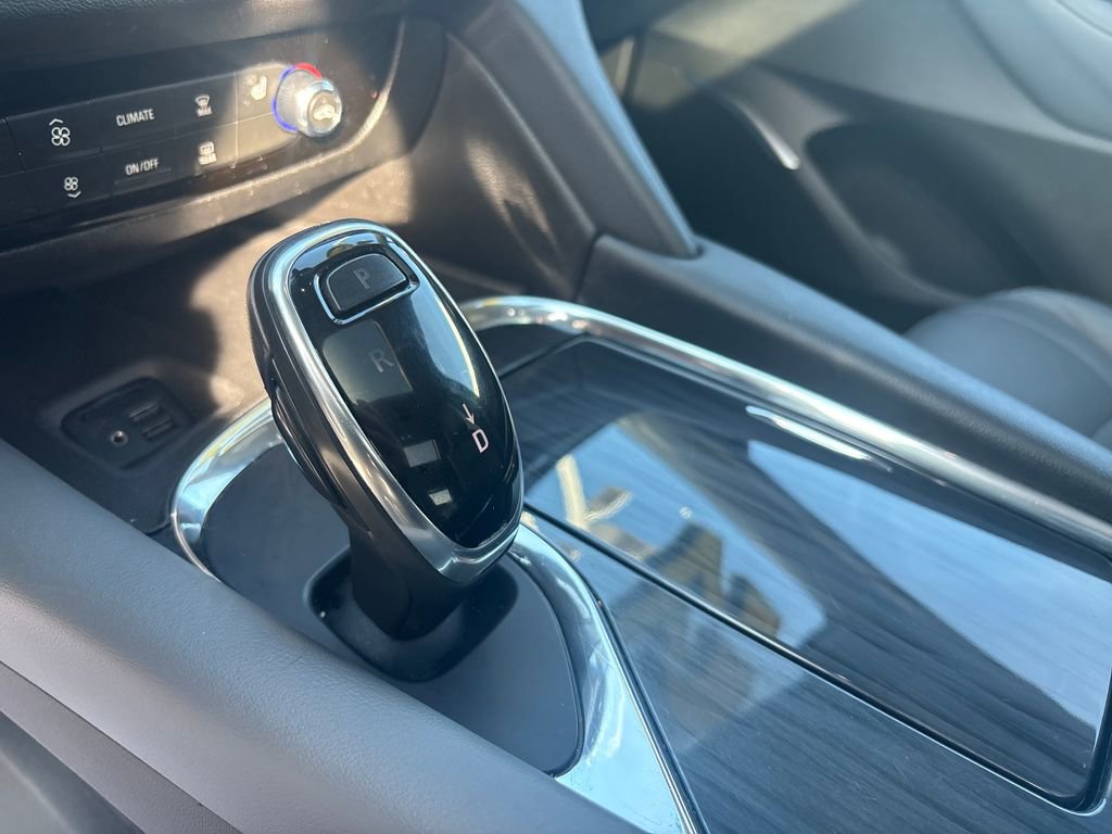 Used 2020 Buick Enclave Essence w/ Sound and Sites Package image 31