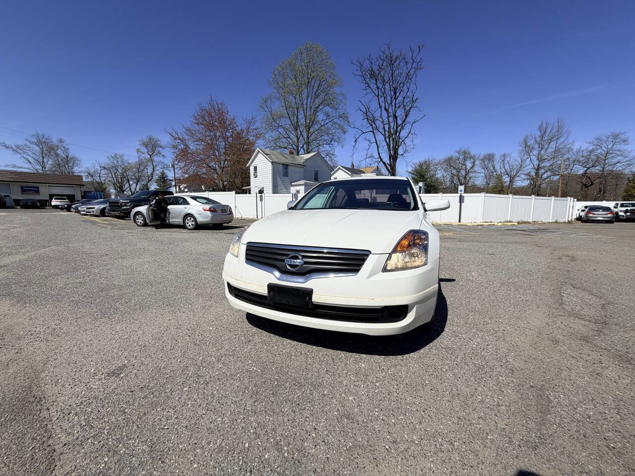 Used 2007 Nissan Altima Hybrid Sedan w/ Convenience Pkg image 2