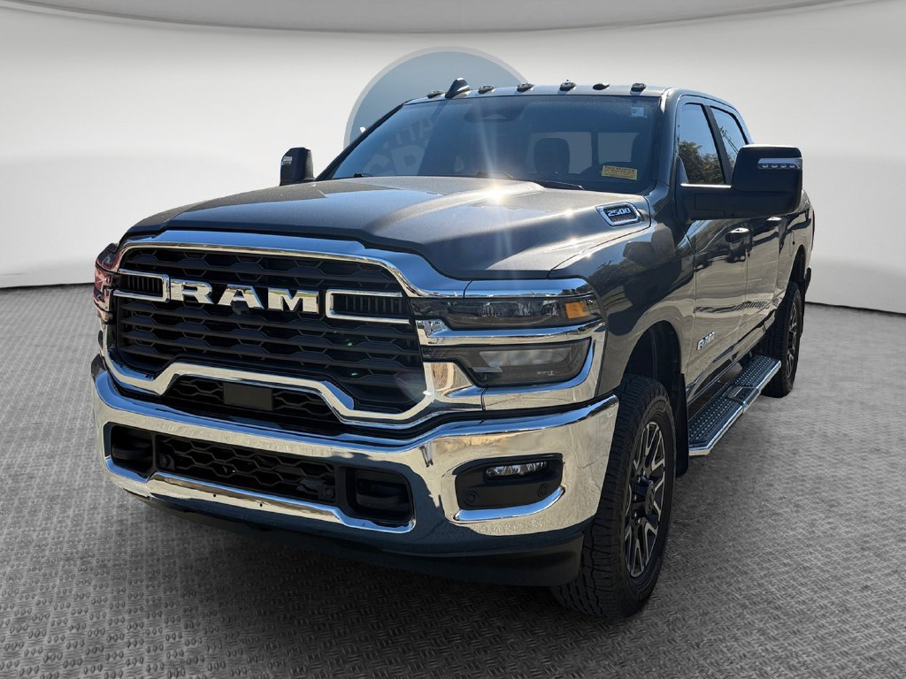 Used 2025 RAM 2500 Big Horn w/ Safety Group AWD/4WD image 8