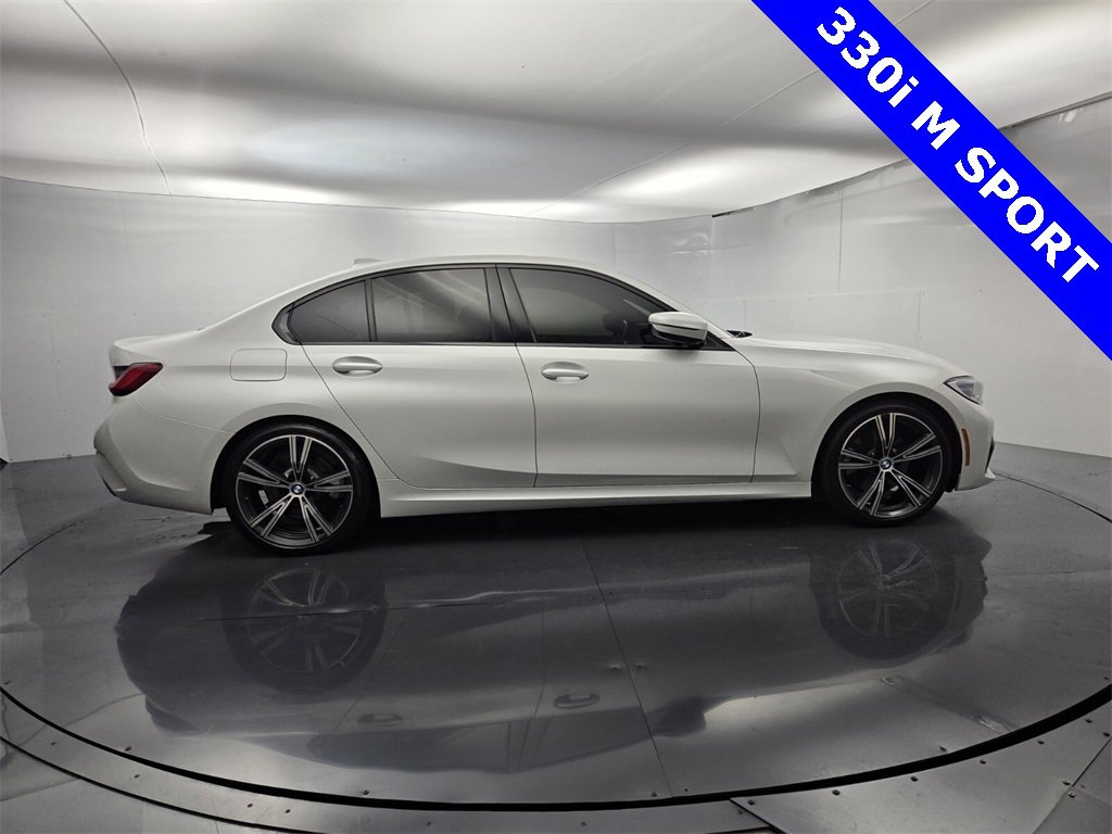 Used 2021 BMW 330i Sedan w/ M Sport Package image 11