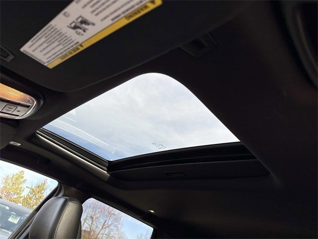 Used 2020 Jeep Grand Cherokee Limited image 16