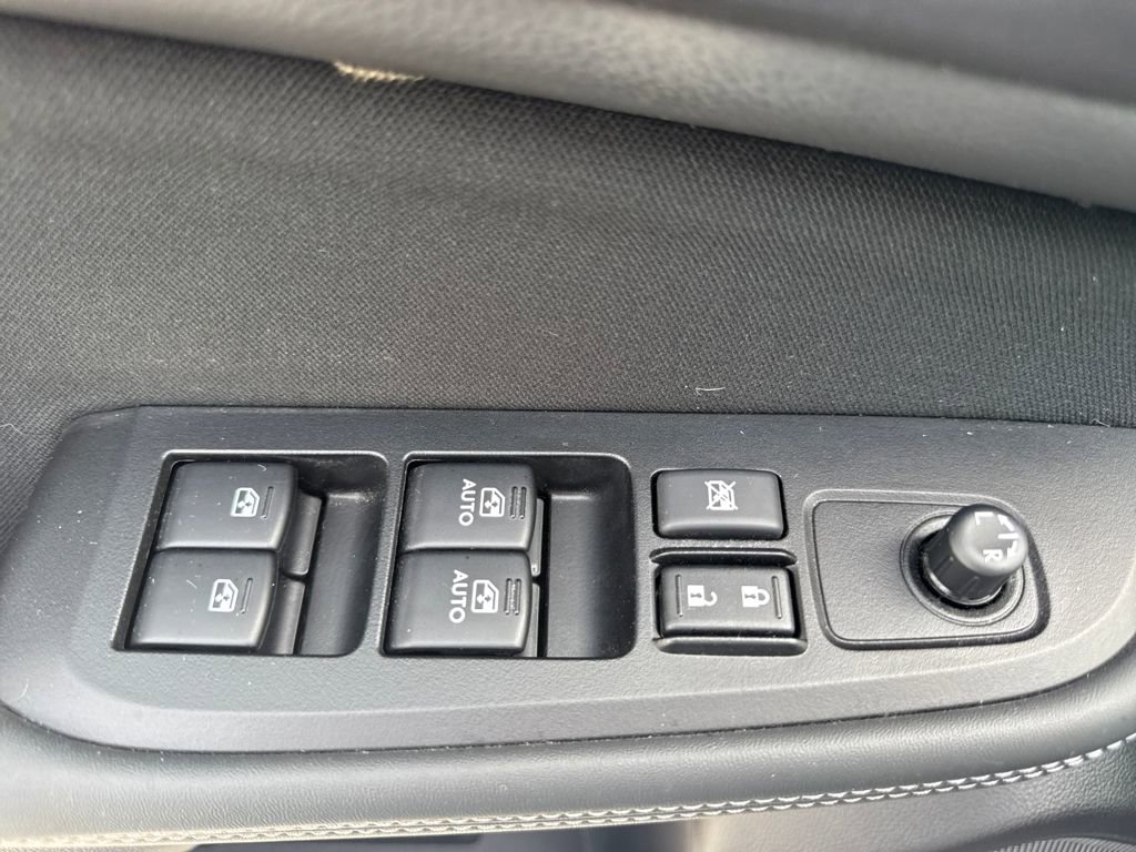 Used 2017 Subaru Outback 2.5i Premium image 15