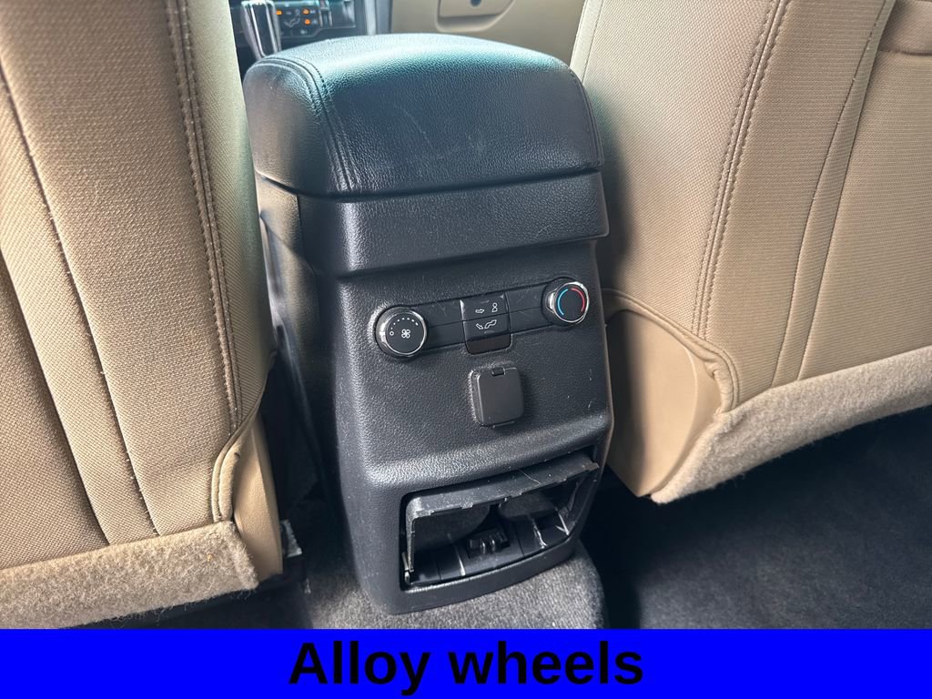 Used 2016 Ford Explorer XLT w/ Equipment Group 201A image 21