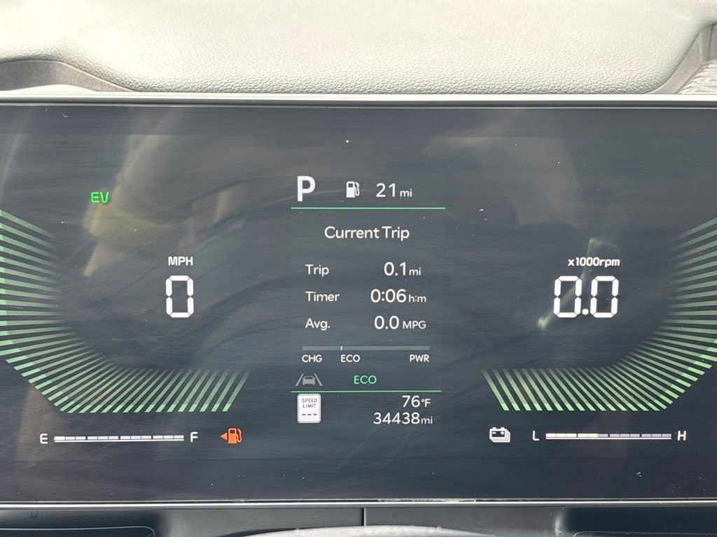 Certified 2025 Kia Carnival EX FWD image 29