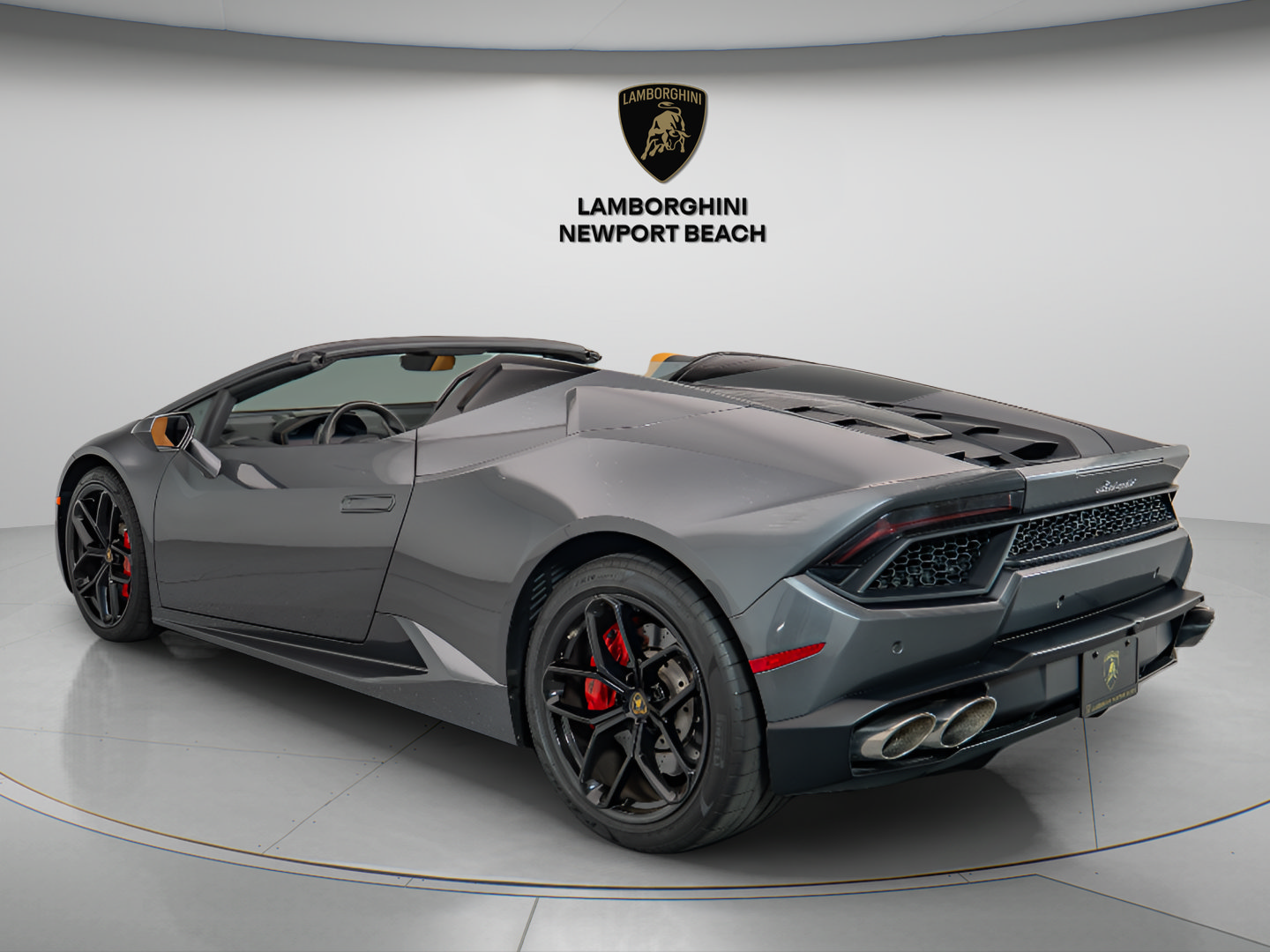 Used 2019 Lamborghini Huracan LP 580-2 RWD image 4