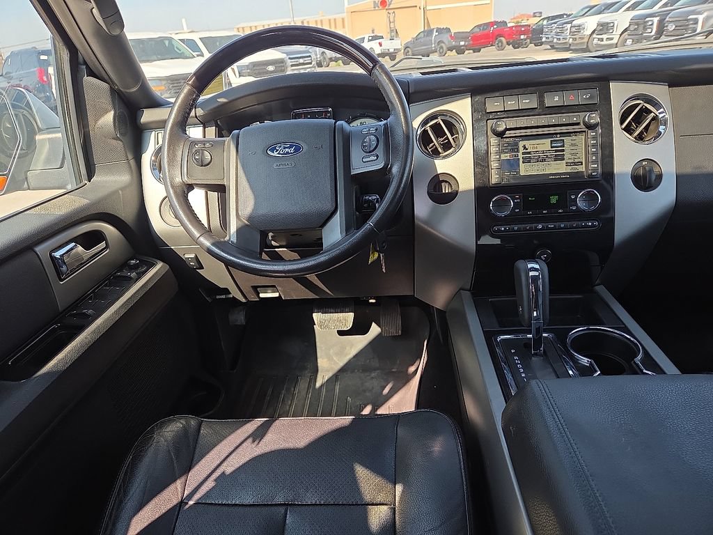 Used 2013 Ford Expedition Limited RWD image 20