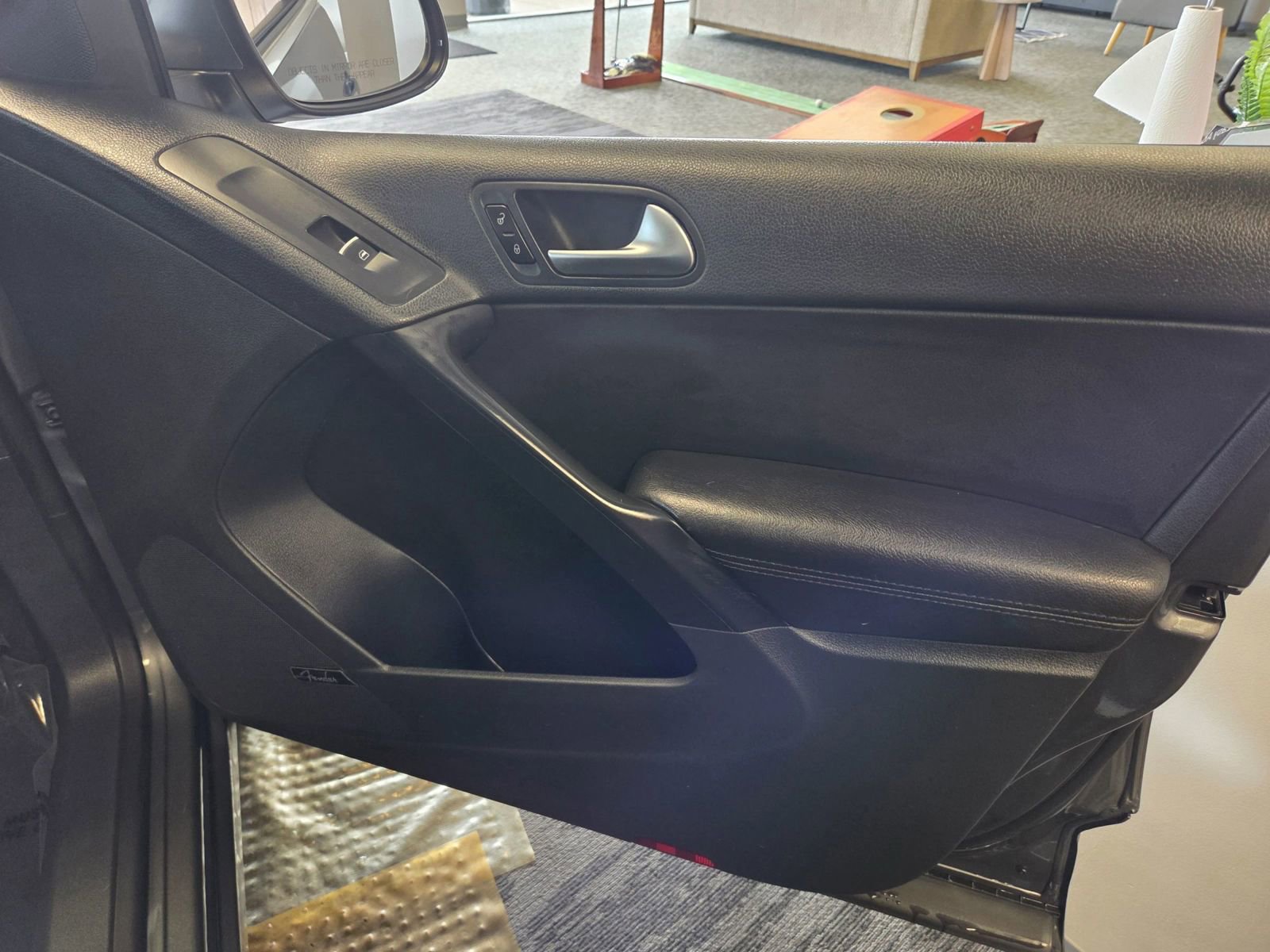 Used 2016 Volkswagen Tiguan SEL image 56