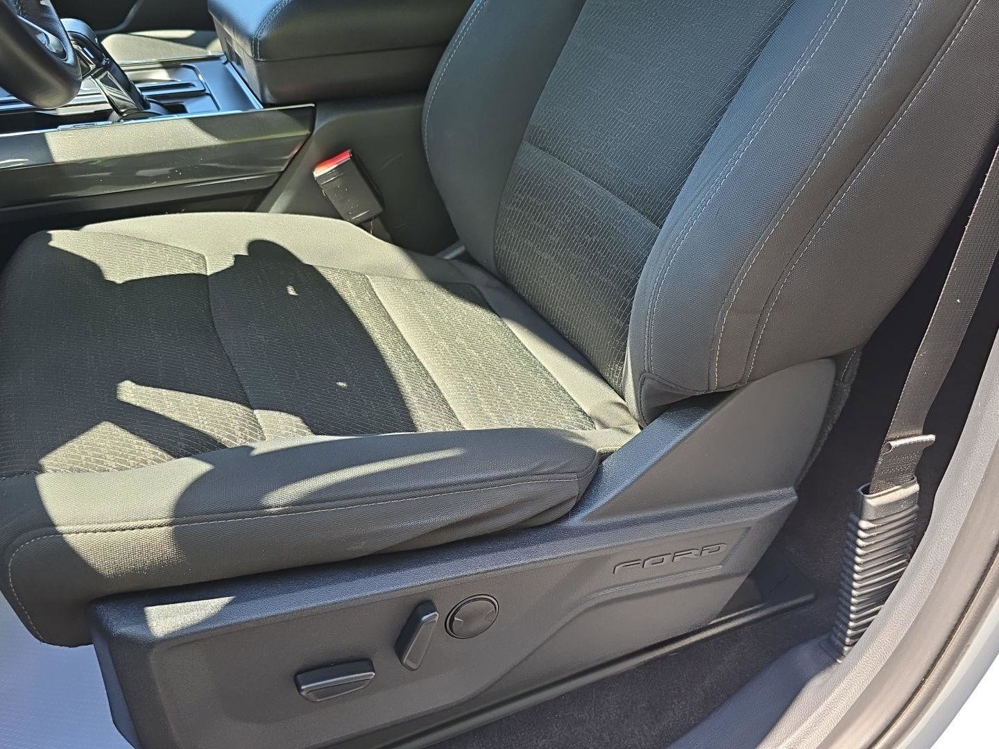 Used 2022 Ford F150 XLT w/ Equipment Group 302A High image 16