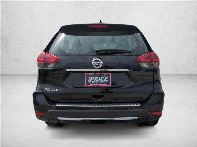 Used 2018 Nissan Rogue S image 7