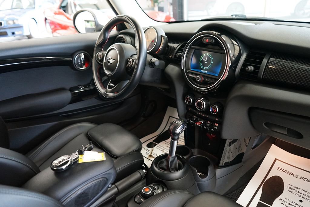 Used 2019 MINI Cooper S w/ Storage Package FWD image 9