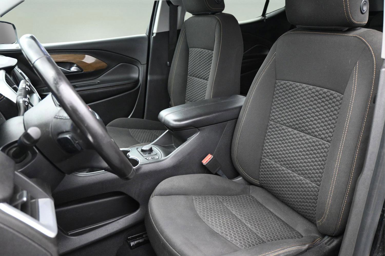 Used 2020 GMC Terrain SLE w/ Driver Convenience Package image 8