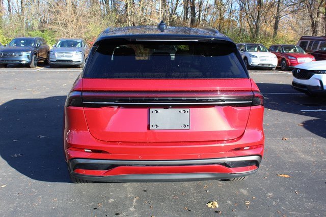 Certified 2024 Lincoln Nautilus Reserve w/ Equipment Group 202A image 4