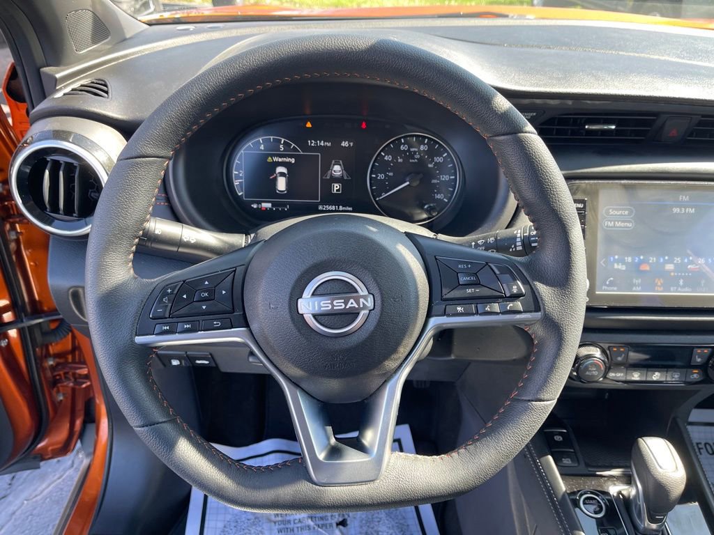 Used 2023 Nissan Kicks SR w/ SR Premium Package image 13