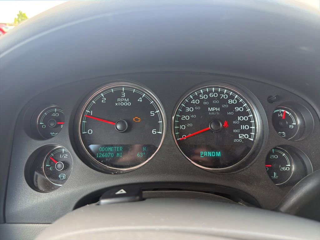 Used 2011 Chevrolet Suburban LT w/ Luxury Package image 12